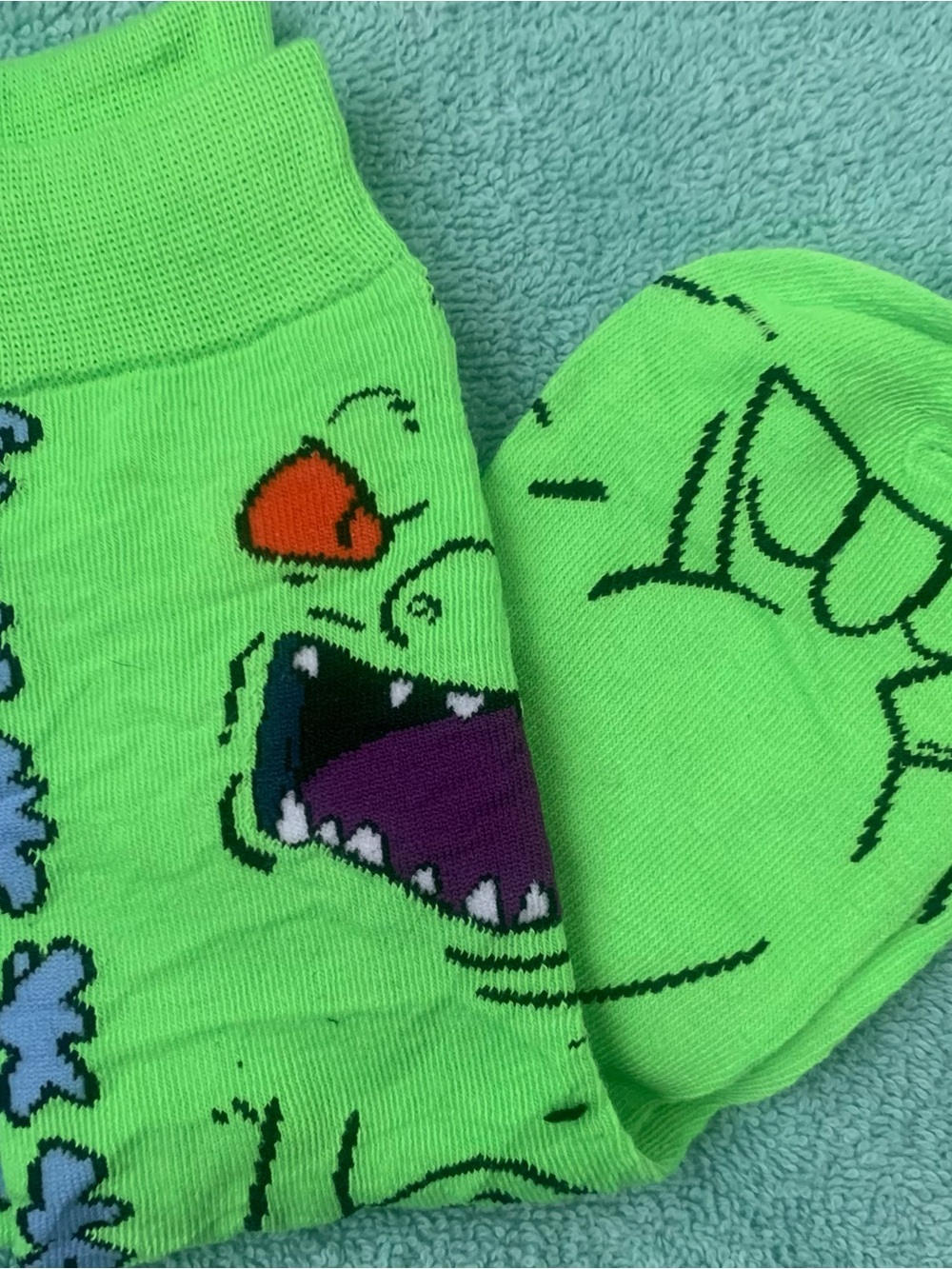 Men's Neon Green Graphic Crew Socks - Packable Comfort